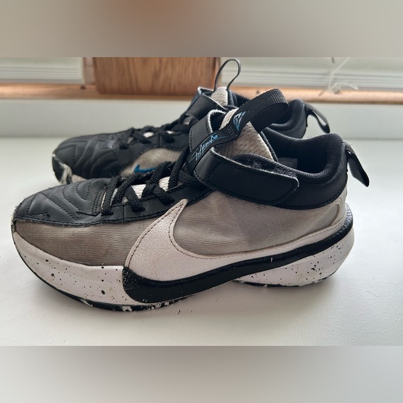 Nike Other - Boys Nike Freak 5 Shoes